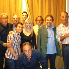 Mario Lavezzi, Armando celso, Claudia De Sanctis, Giulio Abiuso, Katia De Felici, Nino Formicola, Andrea Brambilla, e Teo Teocoli.